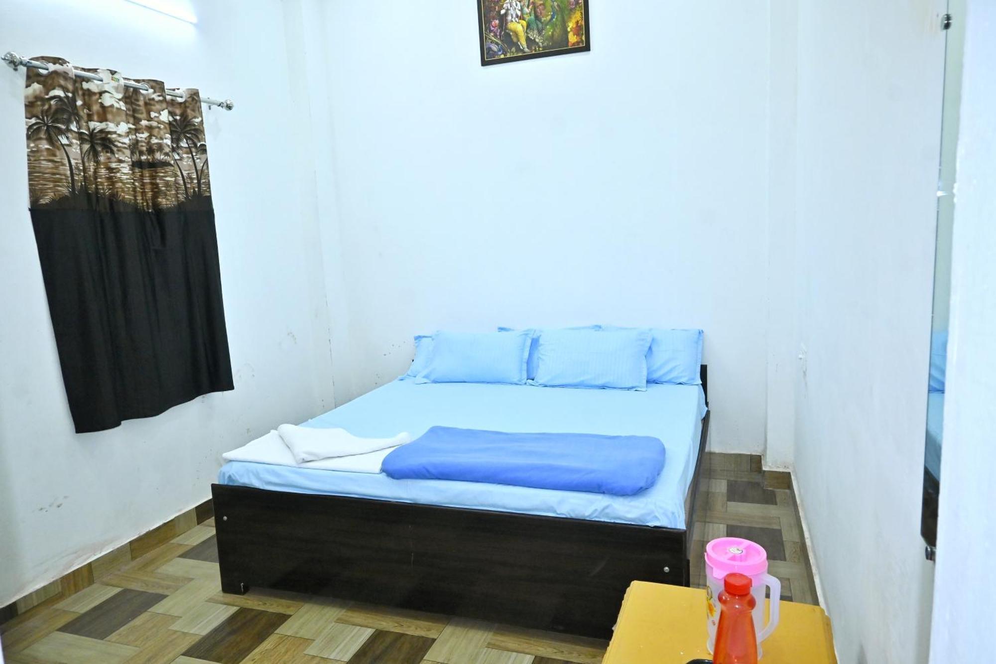 Guest house Pitambra Dham Vrindavan